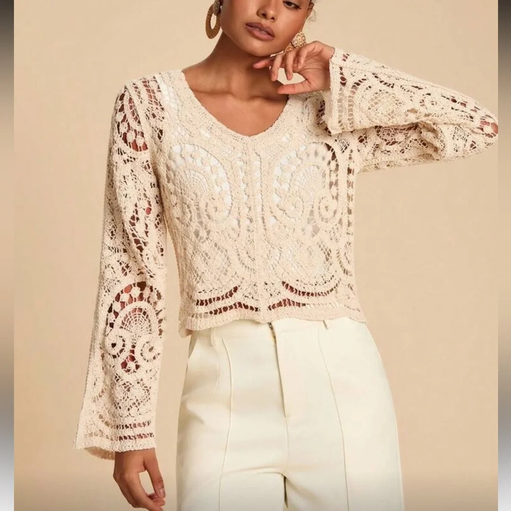 Elegant Cream Lace Top